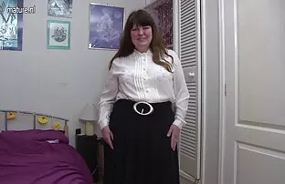 XXX Si video xxx hot jepang pirang cantik linda Zuzana dalam adegan solo